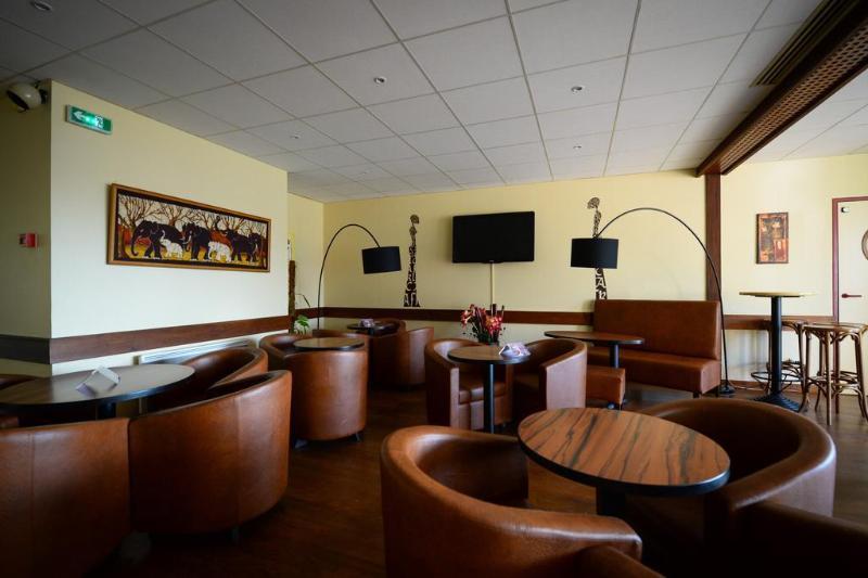 Logis Hotel Restaurant Le Sainte Mere Екстер'єр фото