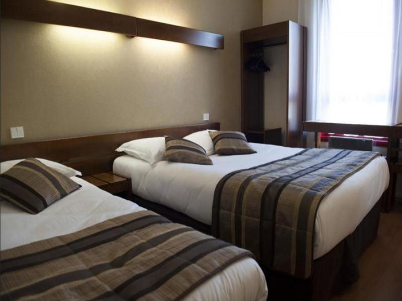 Logis Hotel Restaurant Le Sainte Mere Екстер'єр фото