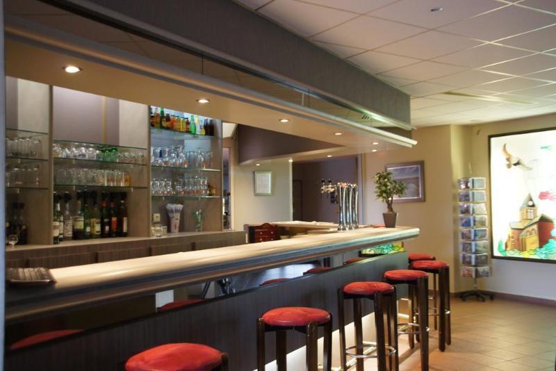 Logis Hotel Restaurant Le Sainte Mere Екстер'єр фото