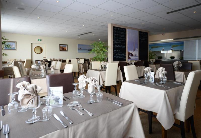 Logis Hotel Restaurant Le Sainte Mere Екстер'єр фото