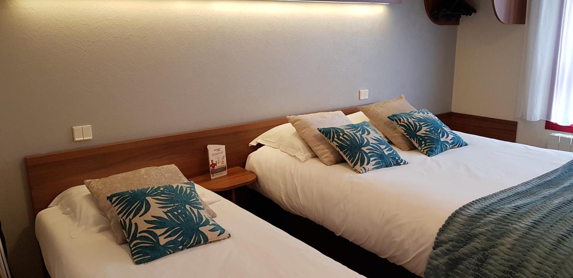 Logis Hotel Restaurant Le Sainte Mere Екстер'єр фото