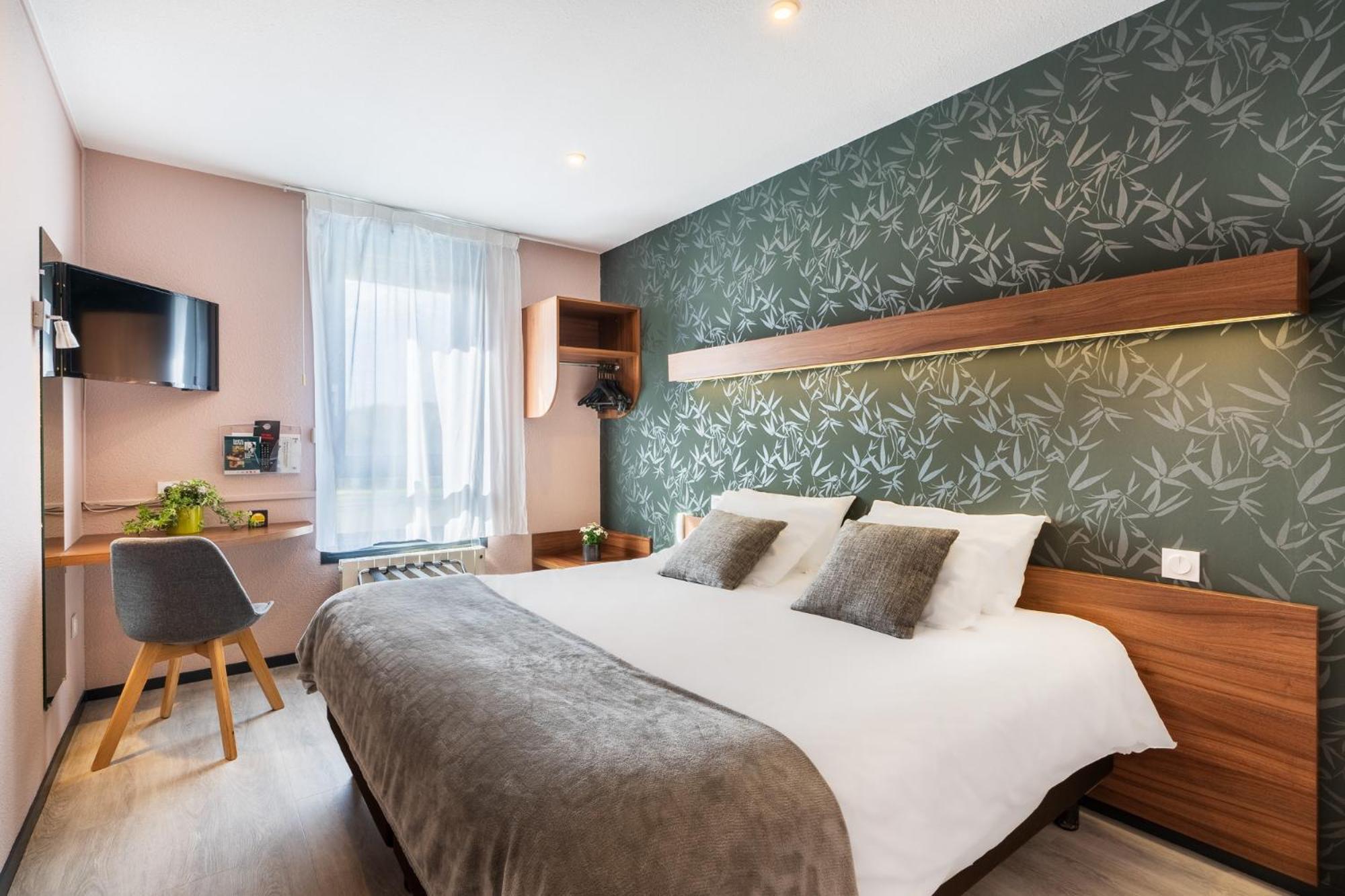 Logis Hotel Restaurant Le Sainte Mere Екстер'єр фото