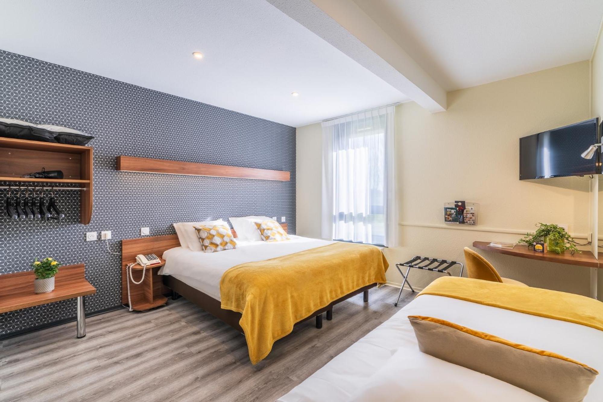 Logis Hotel Restaurant Le Sainte Mere Екстер'єр фото