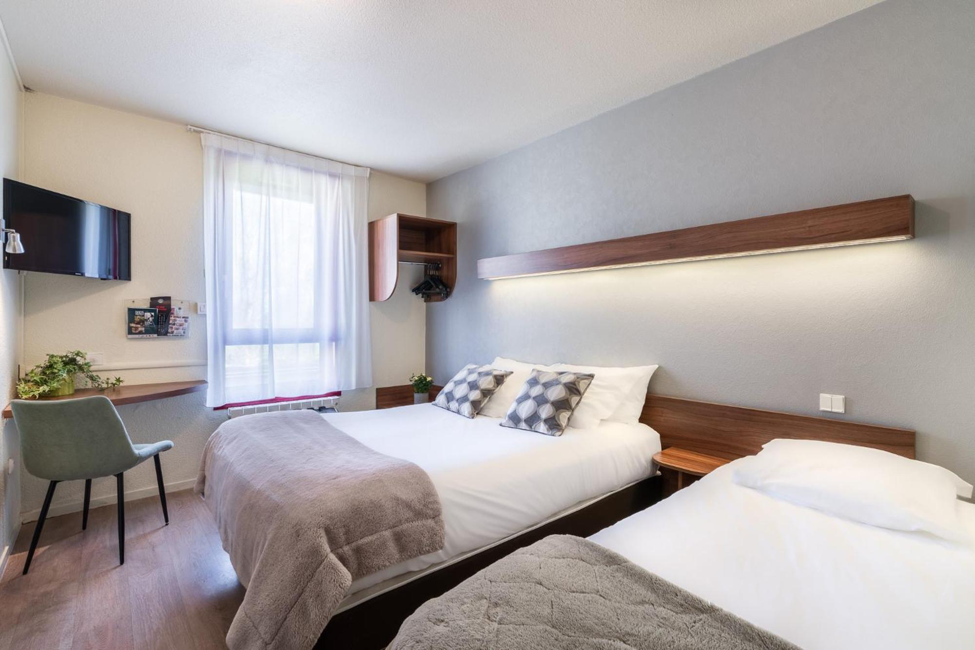 Logis Hotel Restaurant Le Sainte Mere Екстер'єр фото
