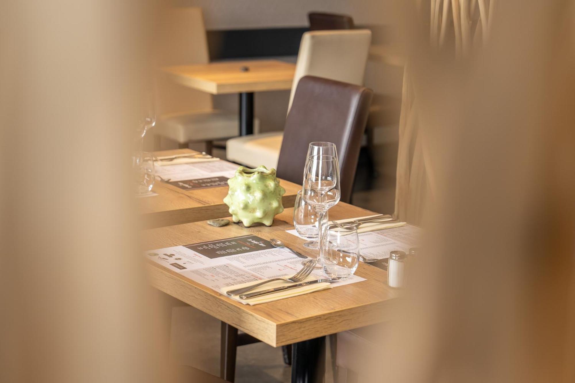Logis Hotel Restaurant Le Sainte Mere Екстер'єр фото