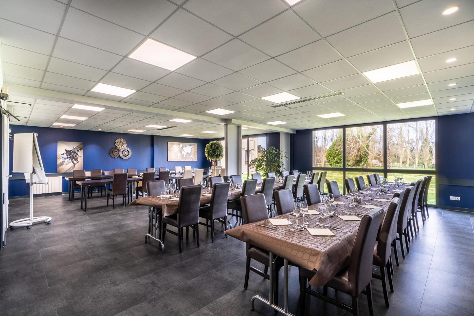 Logis Hotel Restaurant Le Sainte Mere Екстер'єр фото