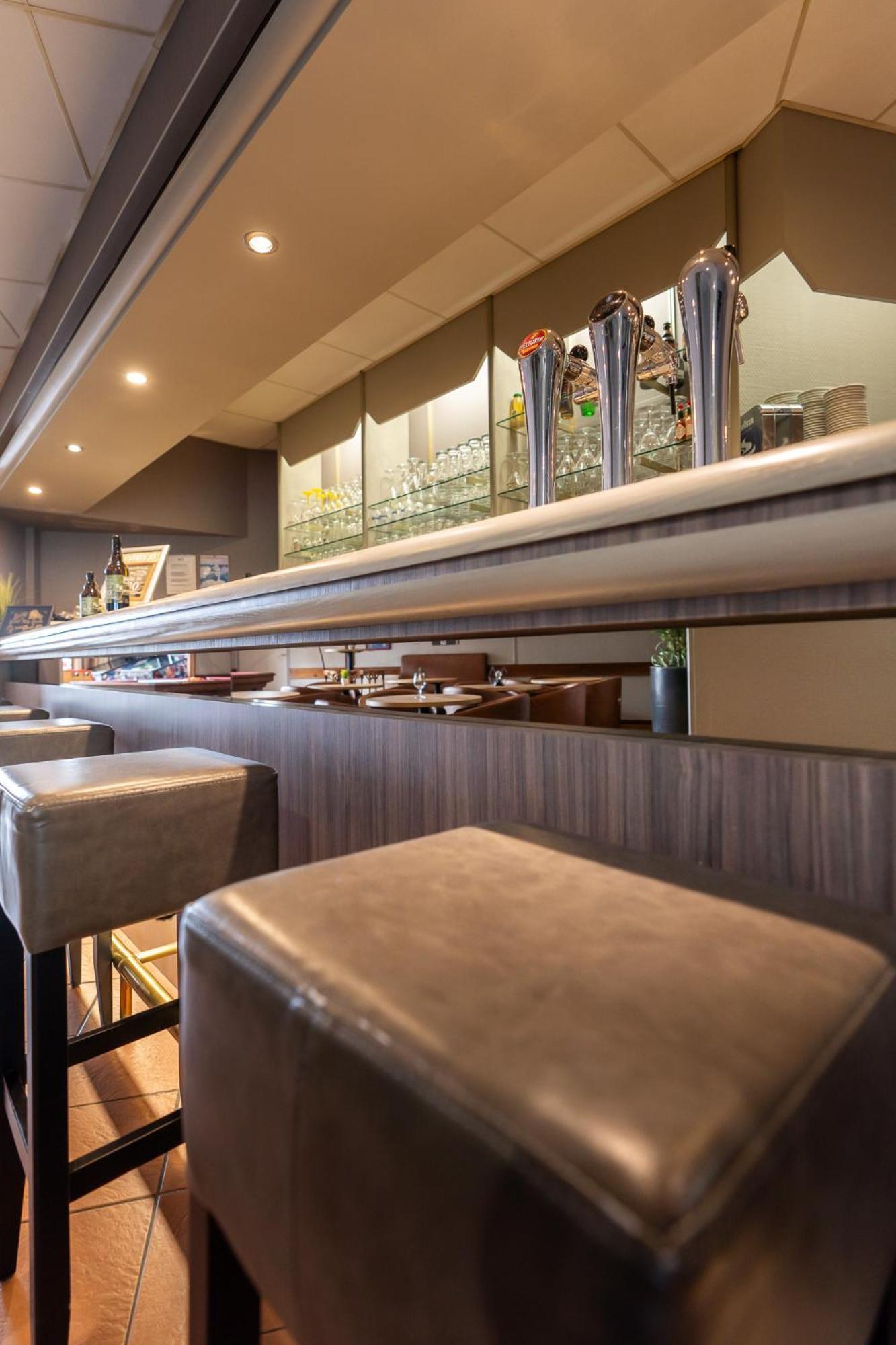 Logis Hotel Restaurant Le Sainte Mere Екстер'єр фото