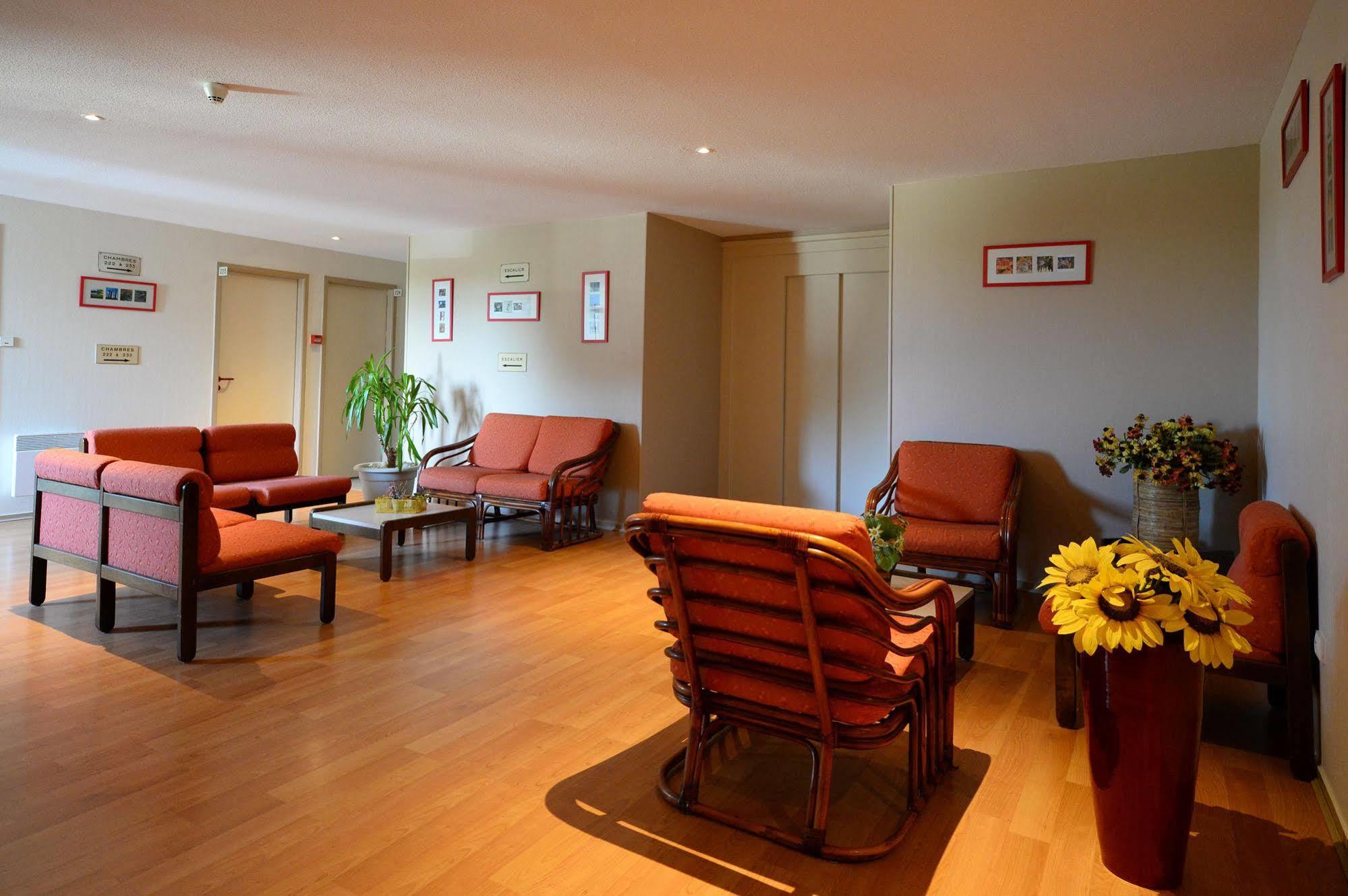 Logis Hotel Restaurant Le Sainte Mere Екстер'єр фото